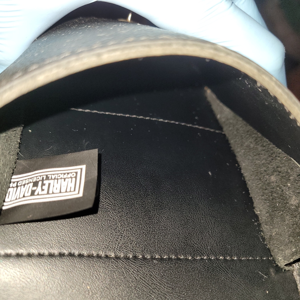 Harley-Davidson Black Leather Men's Bag - Picture 5 of 5